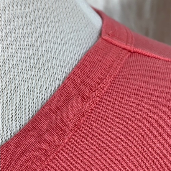 ✓Eddie Bauer t-shirt coral small - Picture 3 of 8